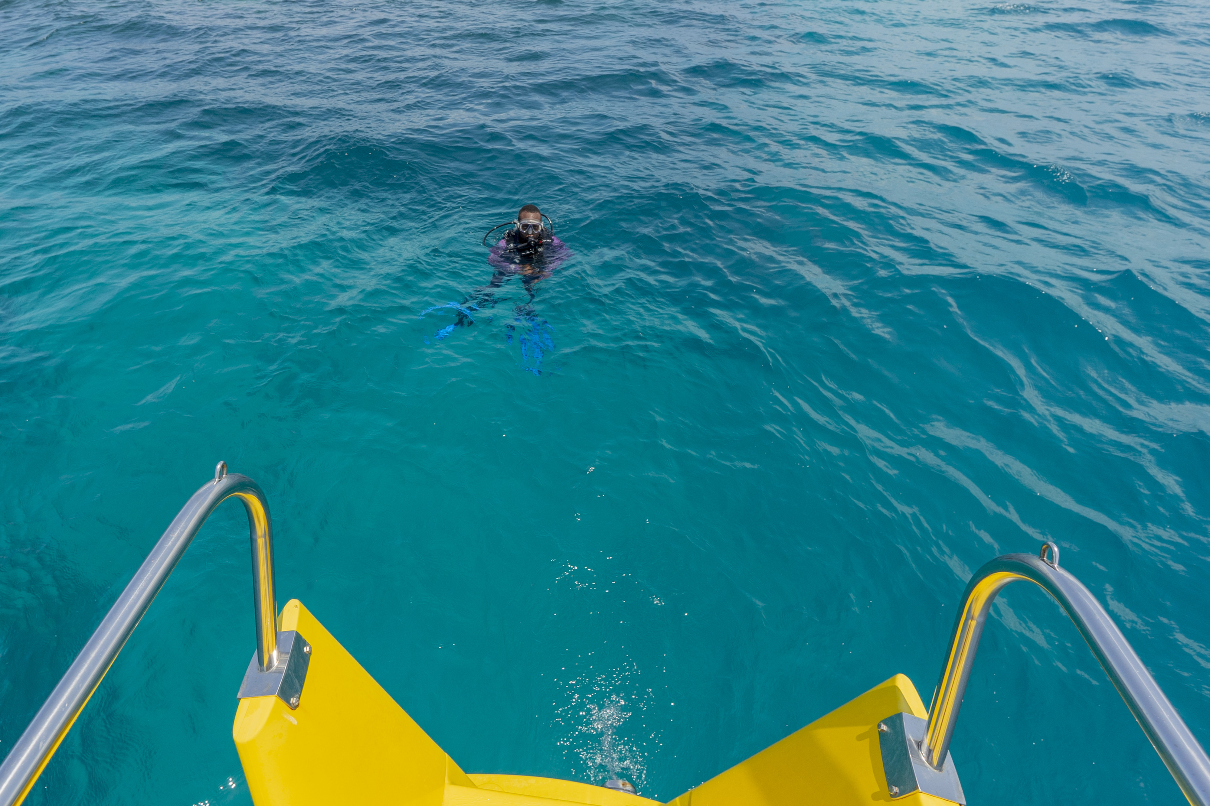Zanzibar Submarine - Reef & Beach