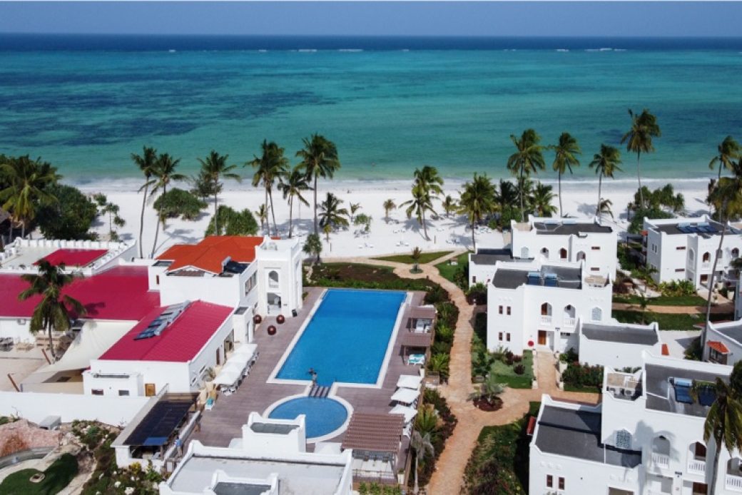 7-Night Couple’s Escape: A Journey of Love and Tranquility